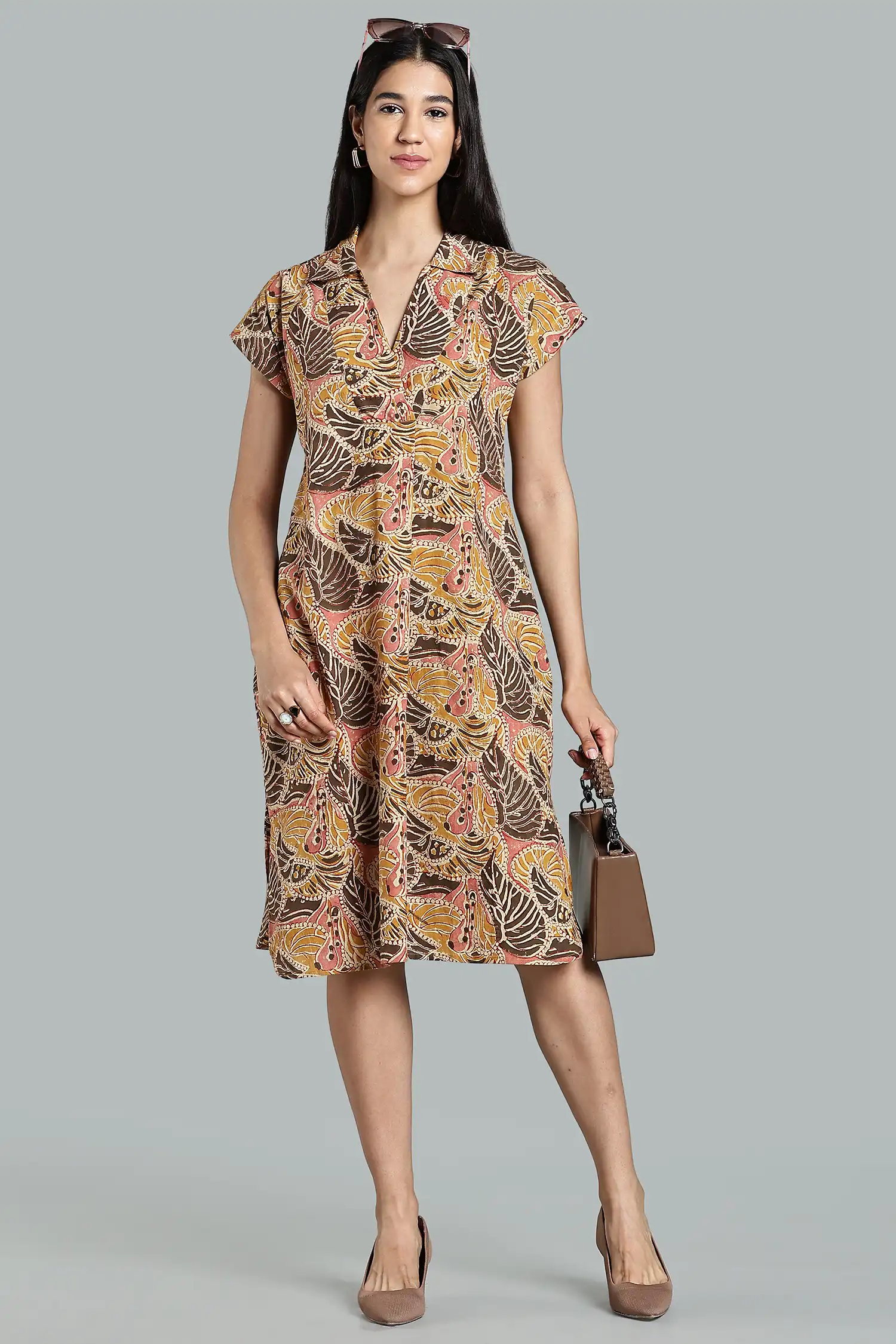 KALAMKARI COTTON SHIFT DRESS MAGYAR SLEEVE - GREEN - Image 9