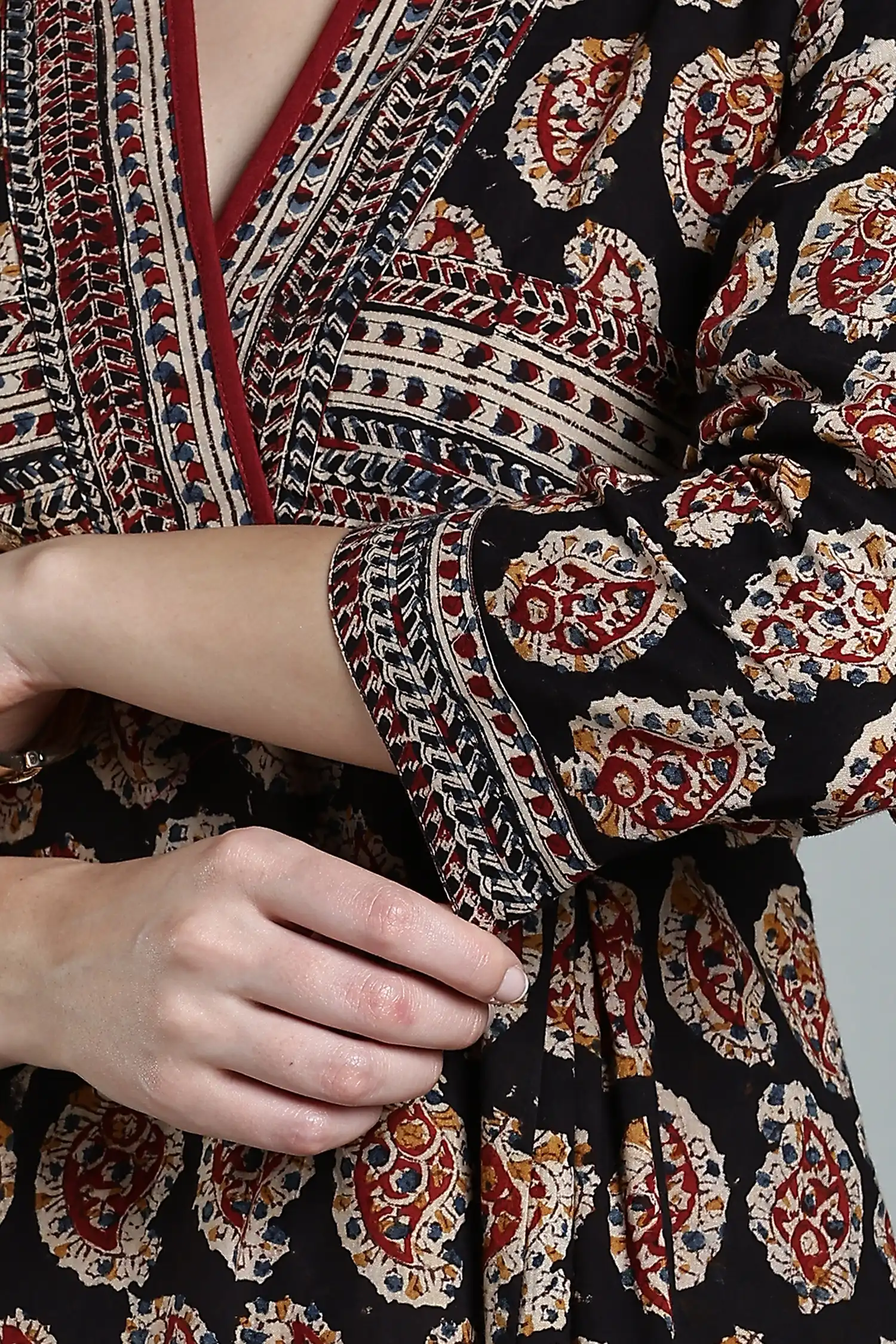 KALAMKARI COTTON DRESS FUNNEL NECK 3Q - BLACK - Image 3