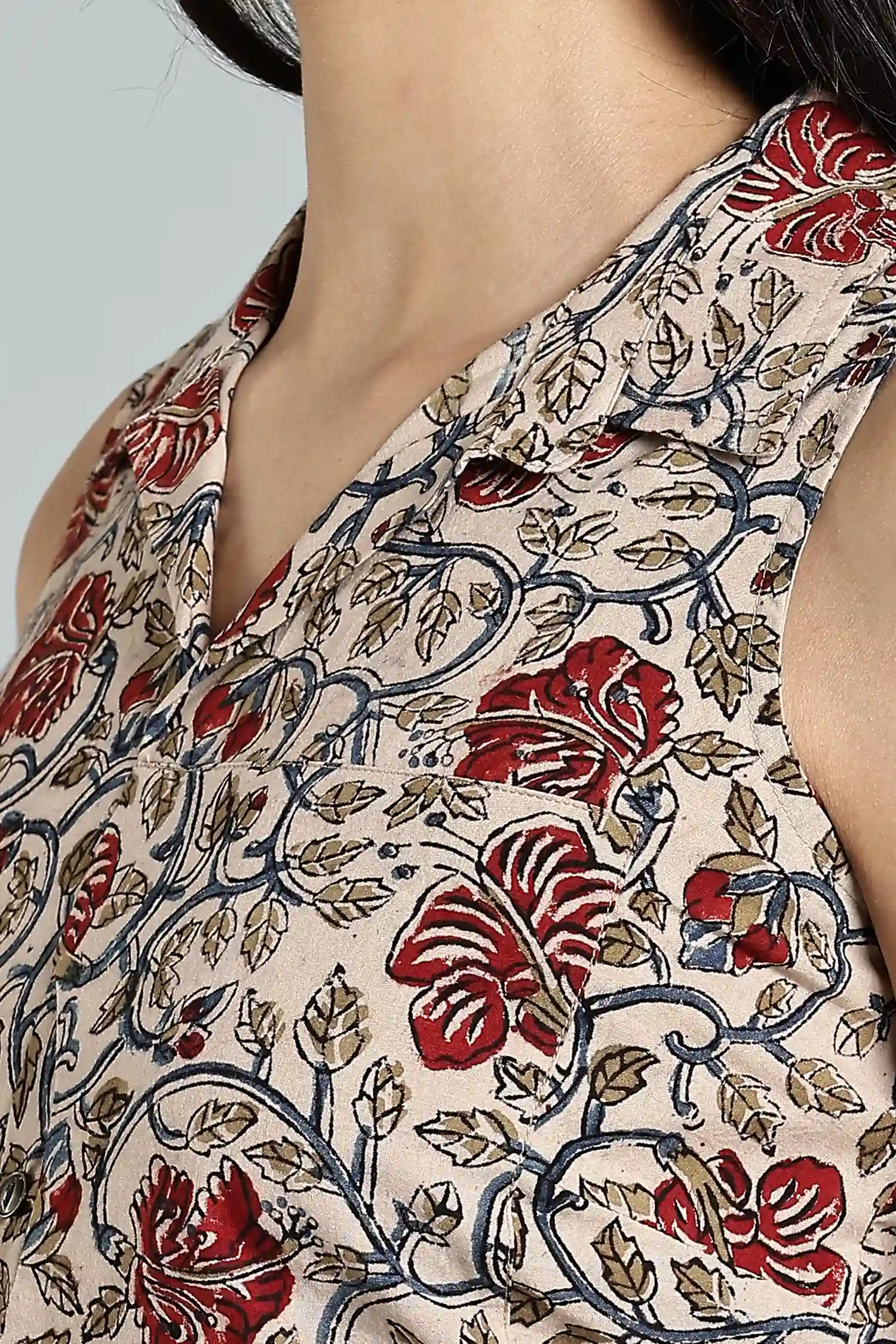 KALAMKARI COTTON TOP SLEEVELESS PLACKET & POCKET DETAIL RED FLOWER - Image 3