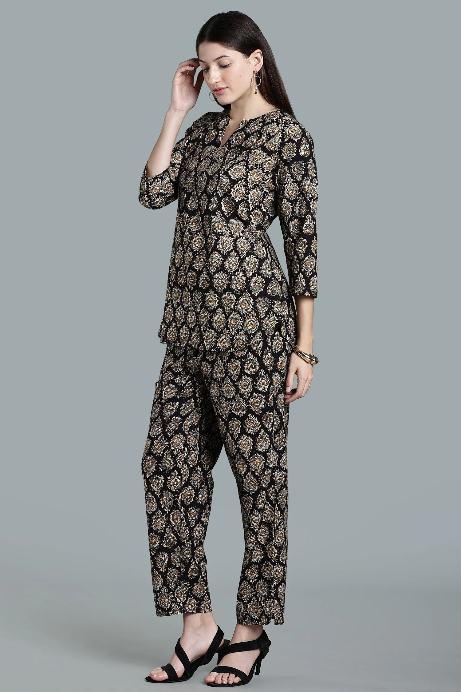 KALAMKARI COTTON TOP SHOULDER DART 3Q  SLEEVE BLACK - Image 2