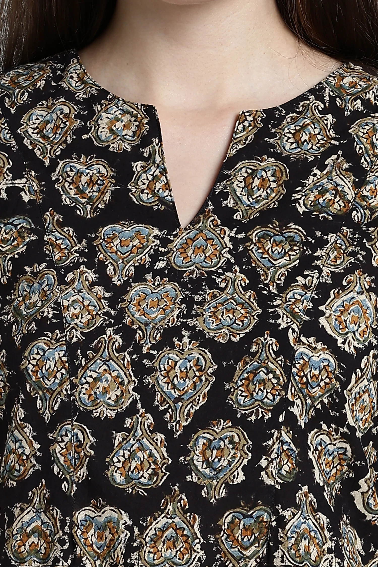 KALAMKARI COTTON TOP SHOULDER DART 3Q  SLEEVE BLACK - Image 4