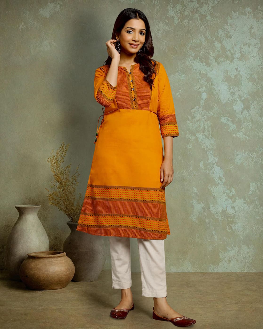 KURTA SOUTH C YOKE SIDE TIE - YELLOW