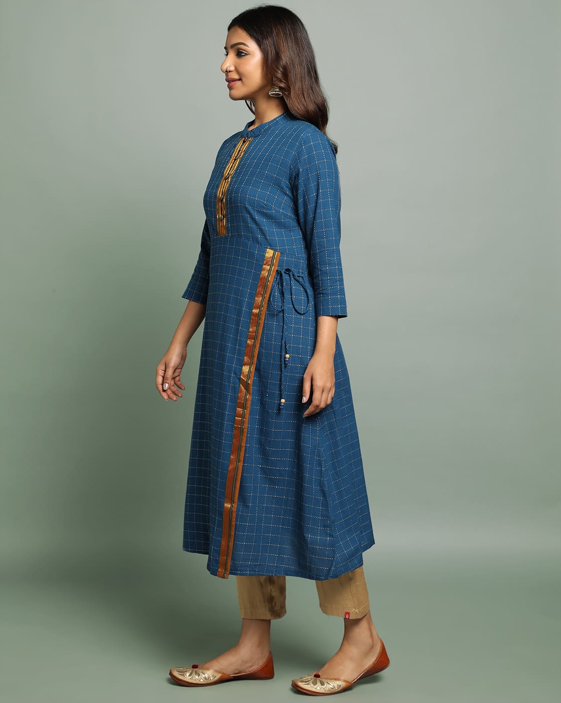KURTA SOUTH C FRONT OVERLAP -BLUE - Image 4
