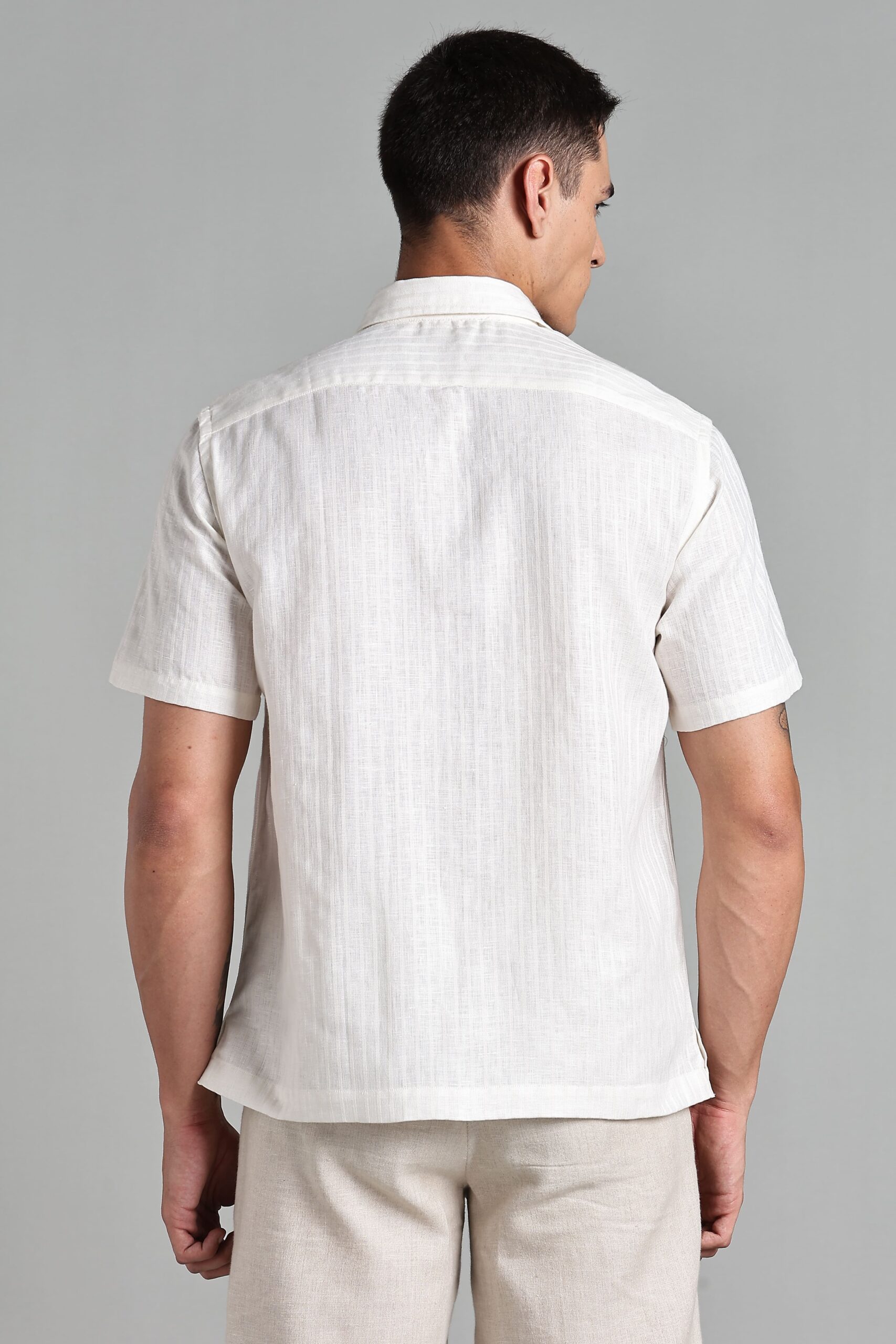 LINEN 100%  MENS SHIRT HALF SLEEVES SLIT AT SIDE - CREAM - Image 4