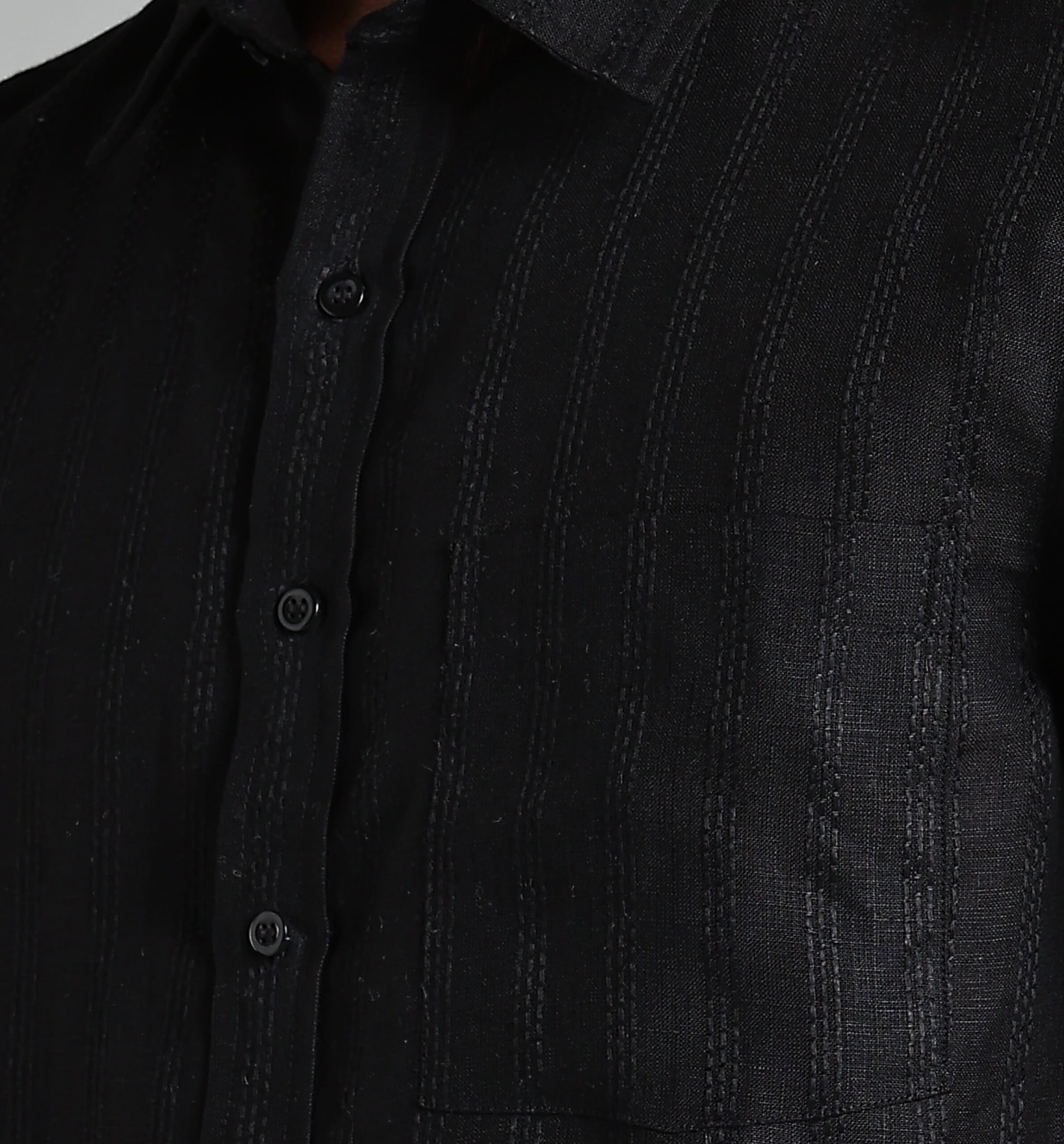 LINEN 100%  MENS SHIRT HALF SLEEVES SLIT AT SIDE - BLACK - Image 9