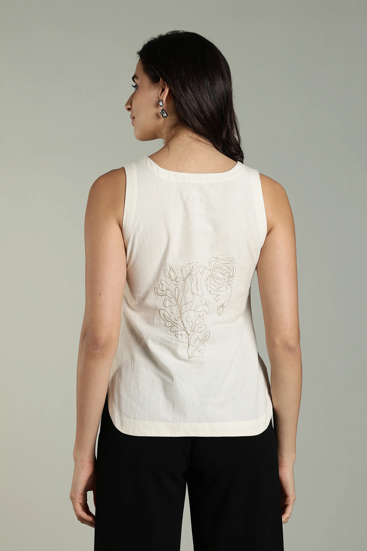 NATURAL DYED YARN HANDLOOM RND NECK ROUNDED BOTTOM CREAM - Image 6