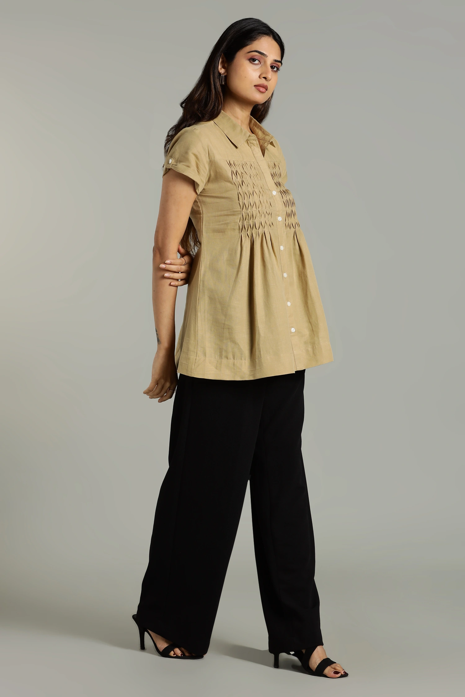 LINEN COTTON PINTUCK HALF SLEEVES BEIGE - Image 3