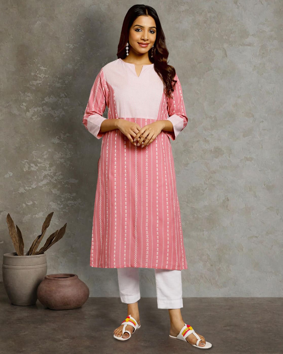 KURTA SOUTH C YOKE - PINK