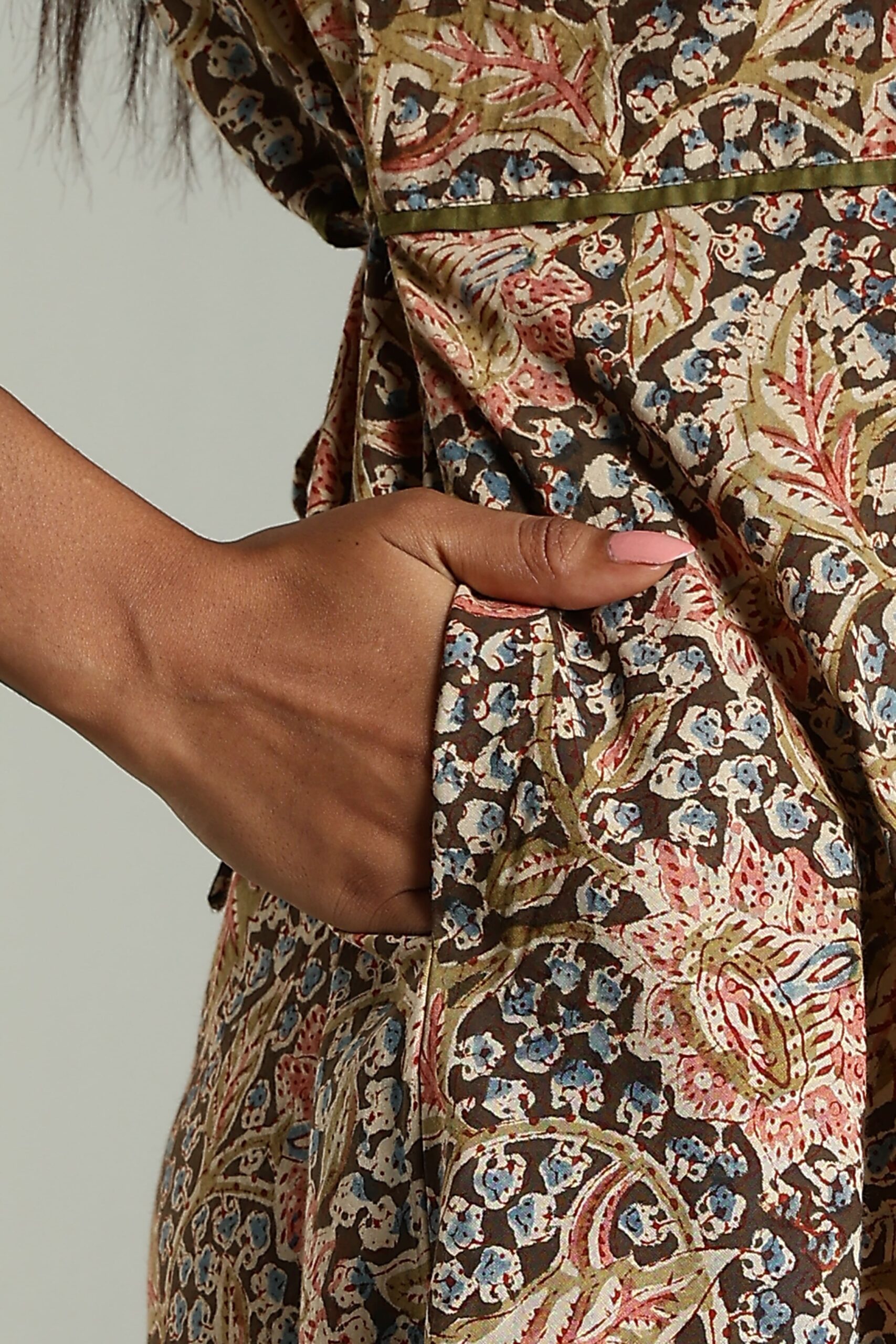 KALAMKARI KURTA ELBOW SLEEVE KALI & BORDER - GREEN - Image 4