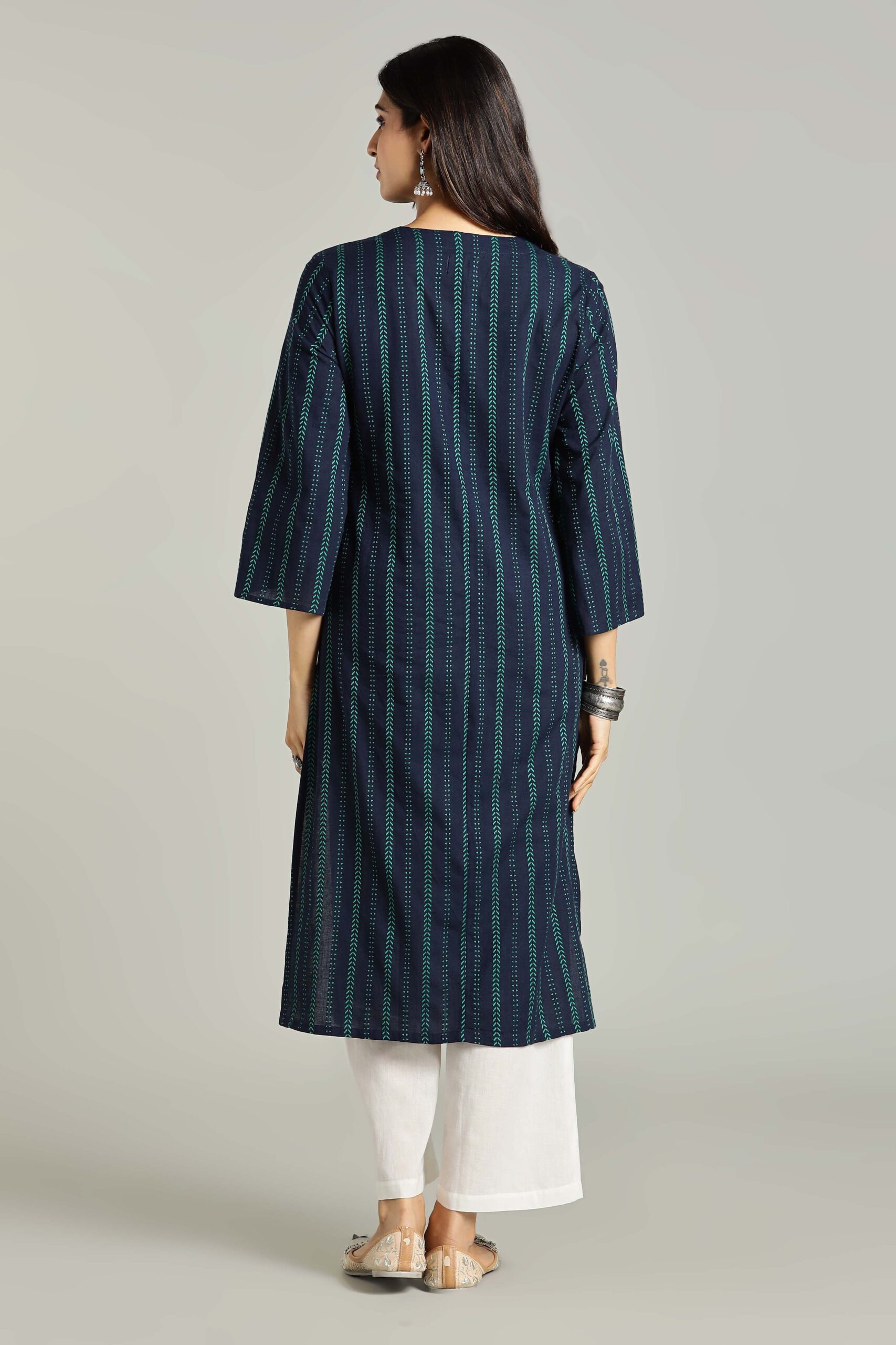 KURTA SOUTH C V NECK BELL SLEEVE -BLUE - Image 5