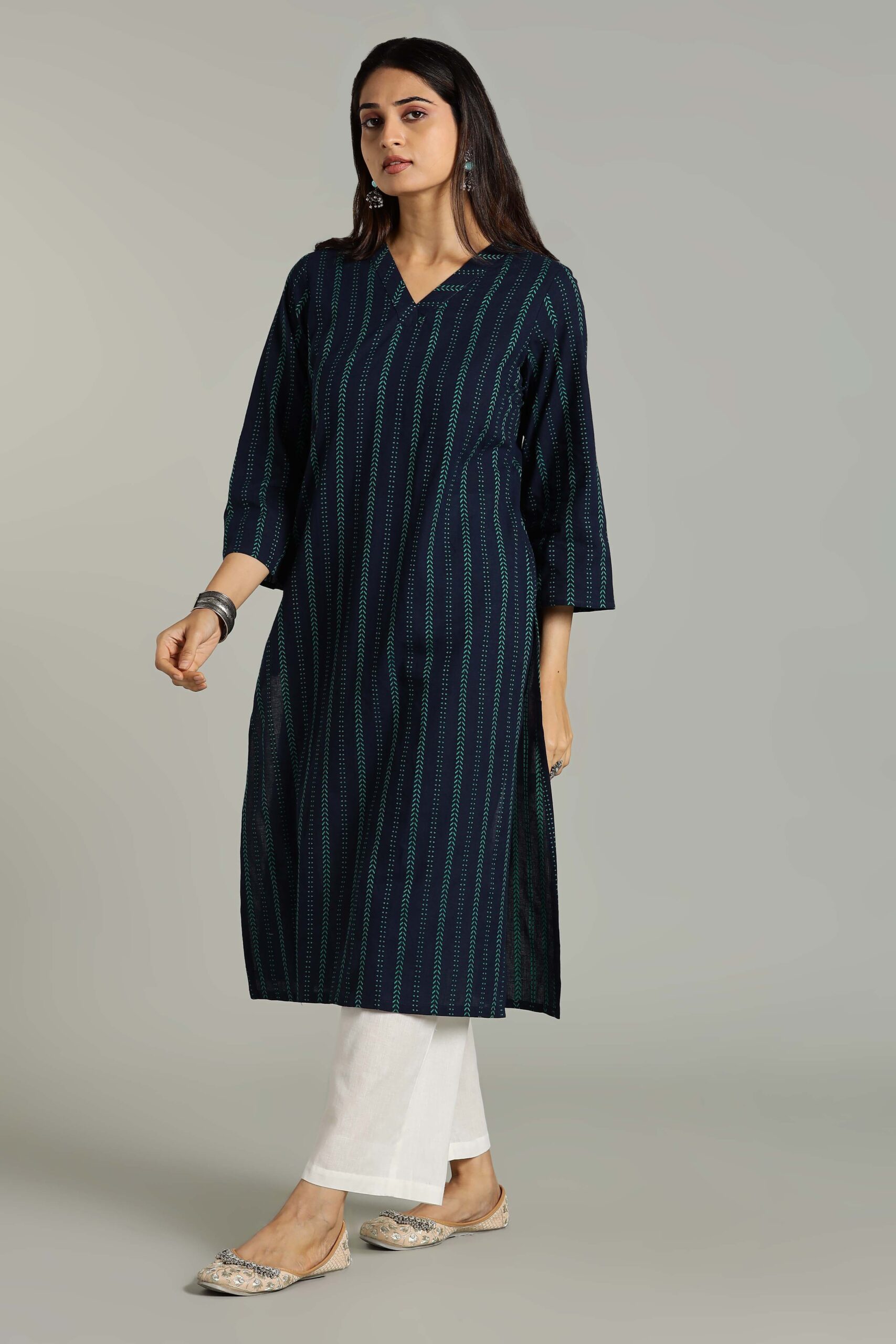 KURTA SOUTH C V NECK BELL SLEEVE -BLUE - Image 6