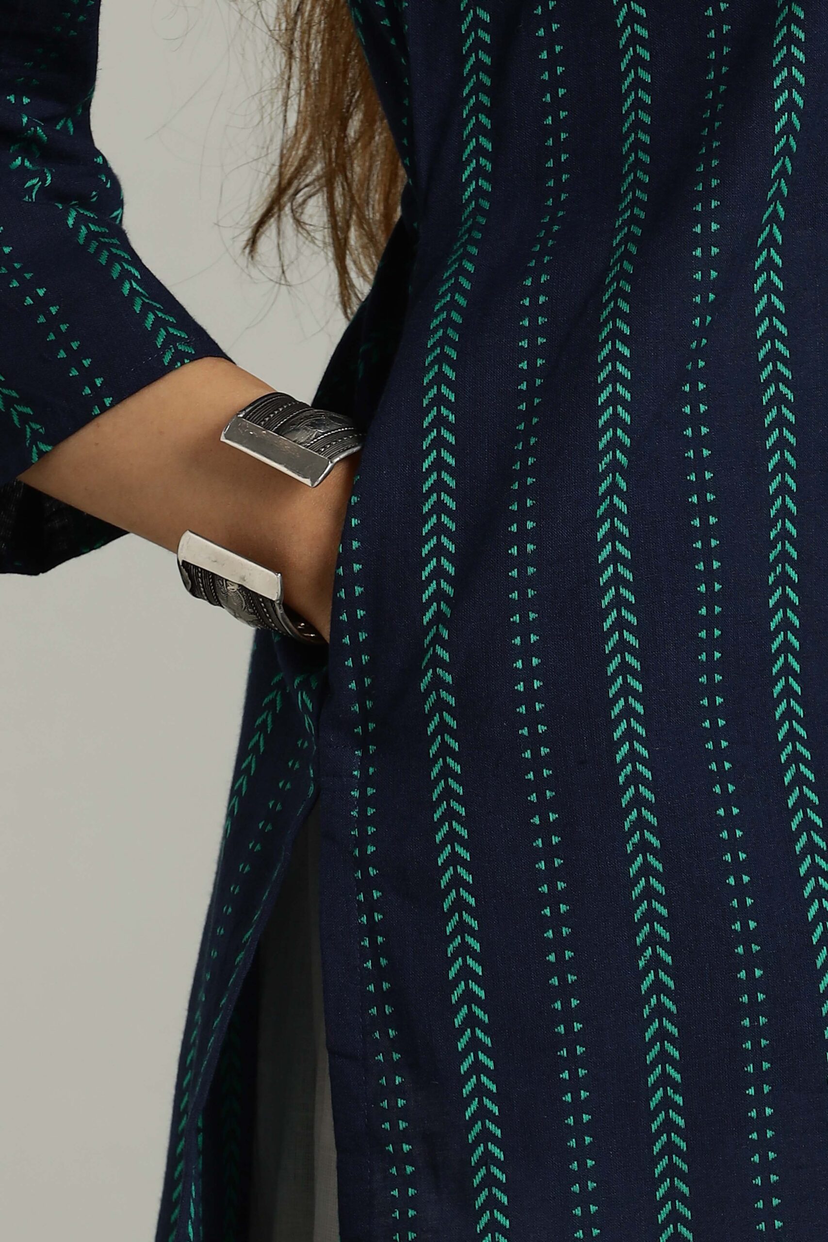 KURTA SOUTH C V NECK BELL SLEEVE -BLUE - Image 3