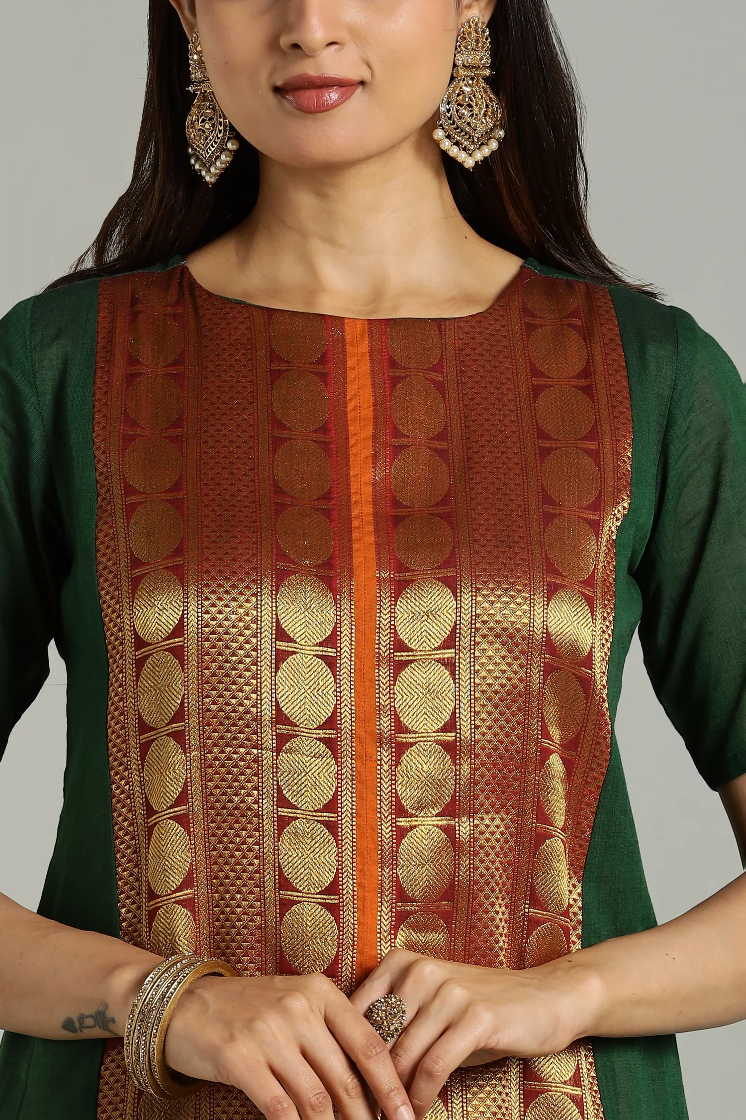 KURTA SOUTH C ZARI CENTRE PANEL GREEN - Image 4