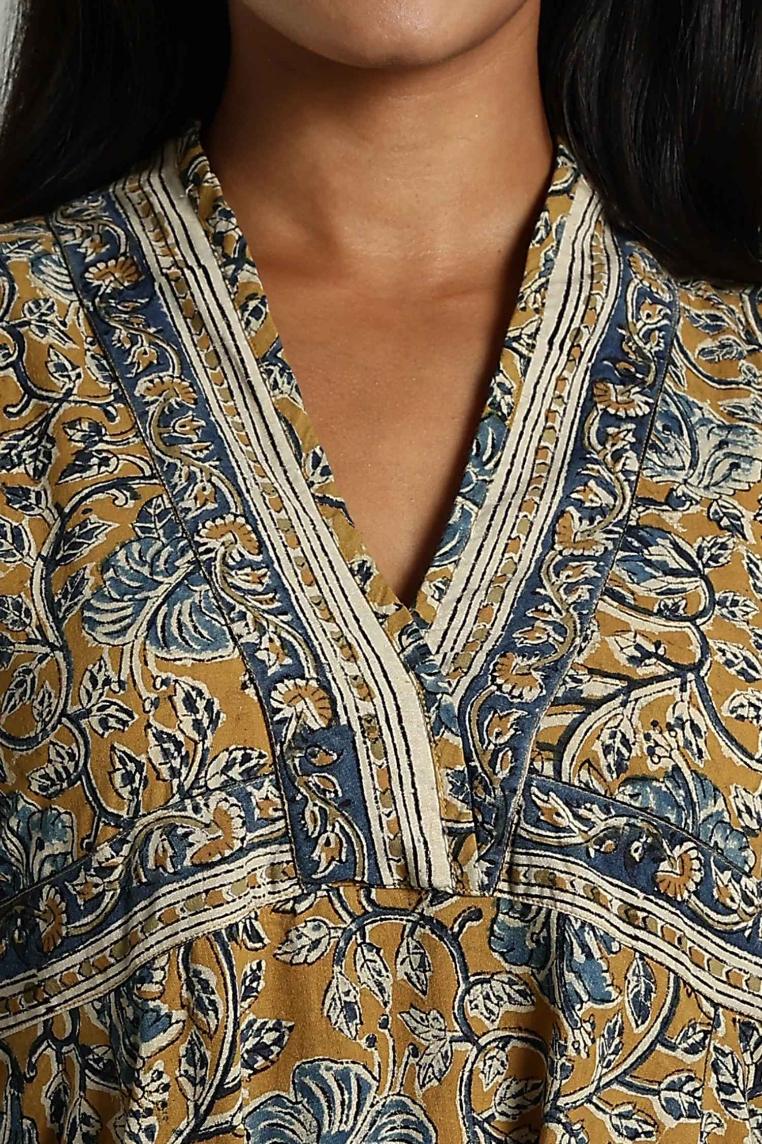 KALAMKARI KURTA FUNNEL NECK BORDER YELLOW - Image 5