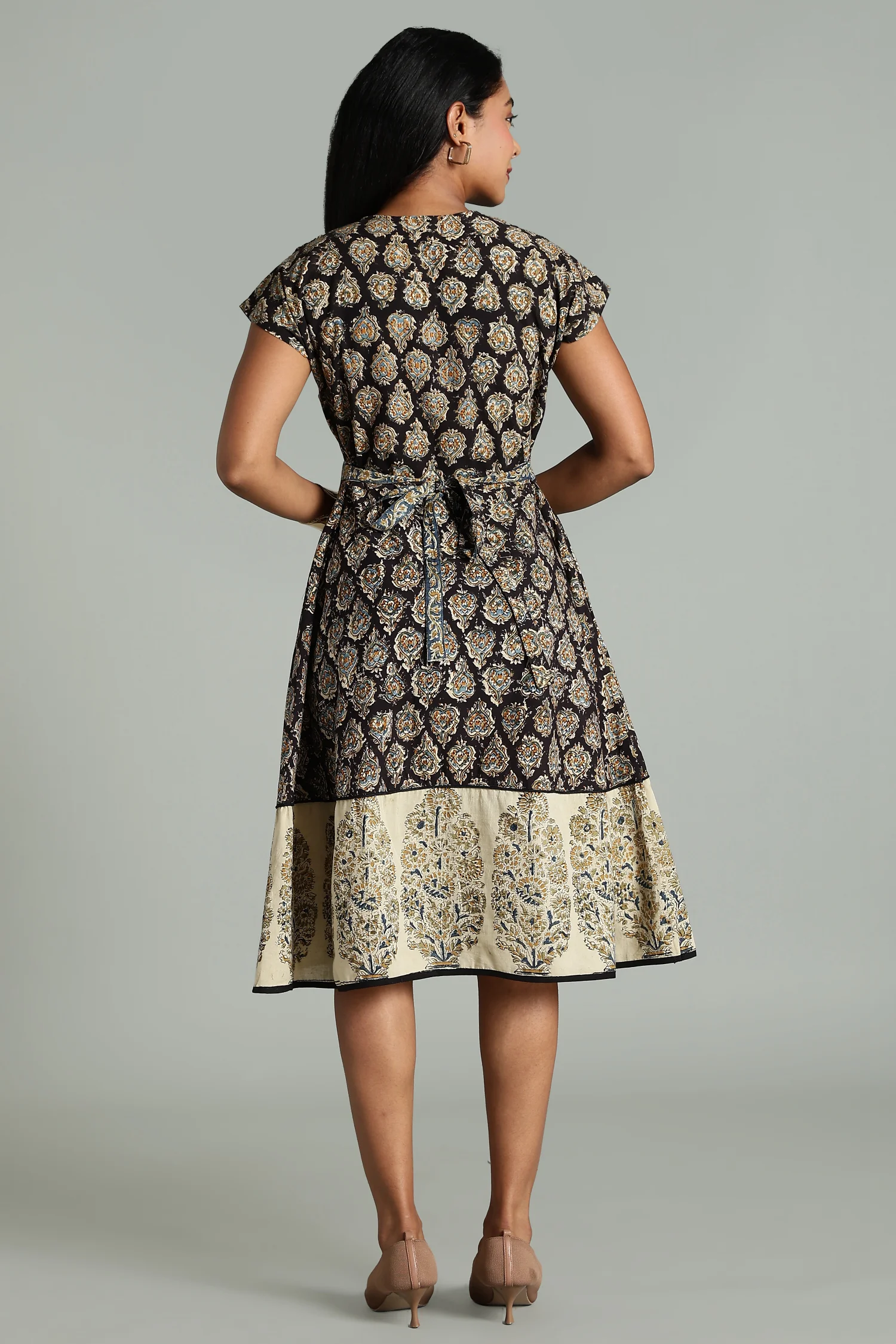 KALAMKARI COTTON DRESS CROSSOVER MAGYAR SLEEVE BLACK - Image 2