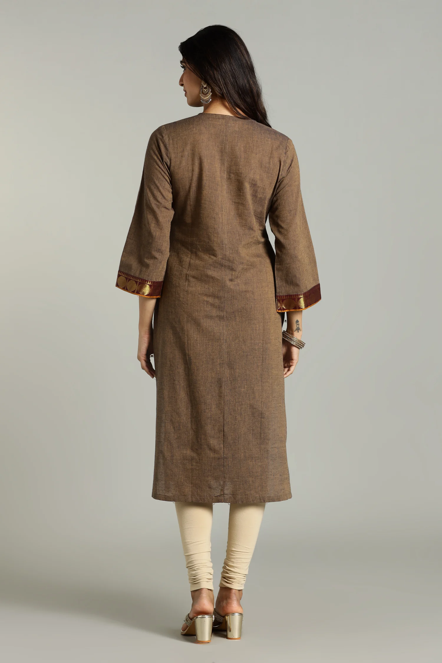 KURTA SOUTH C ZARI PLACKET BELL SLV BEIGE - Image 2