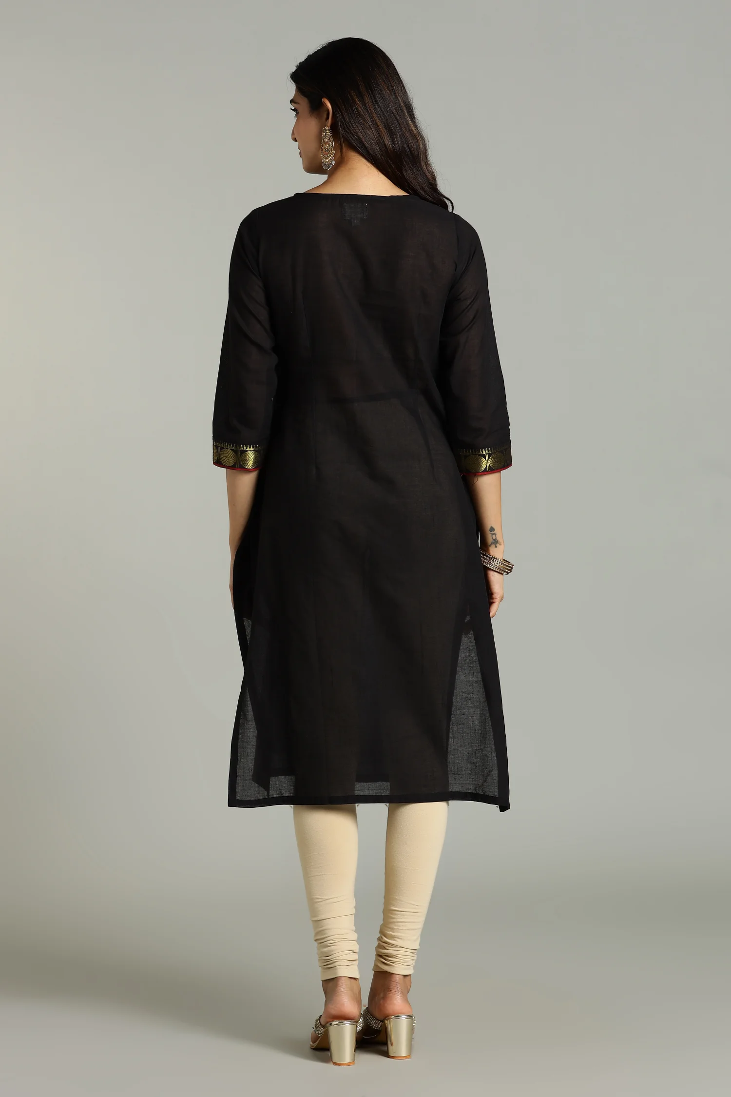 KURTA SOUTH C ZARI YOKE 3Q BLACK - Image 6